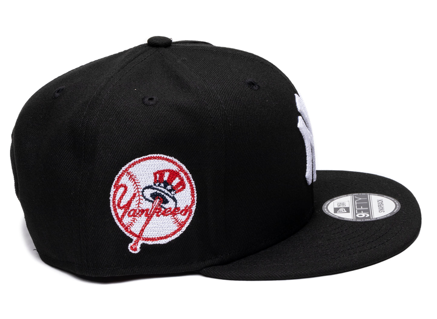 New Era Alpha New York Yankees Snapback Hat - view 2