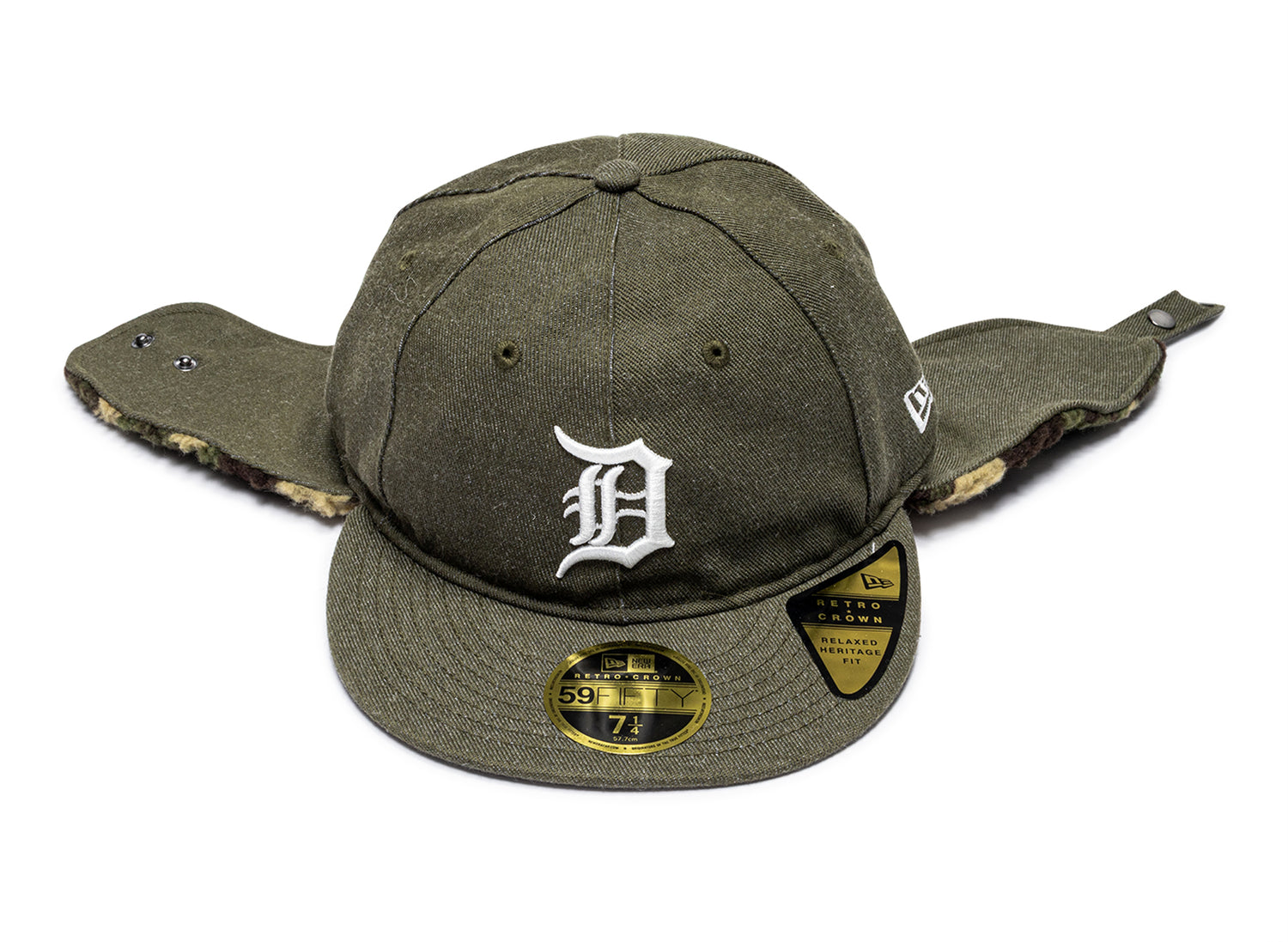 New Era Camo Dog Ear Detroit Tigers Fitted Hat — view 2