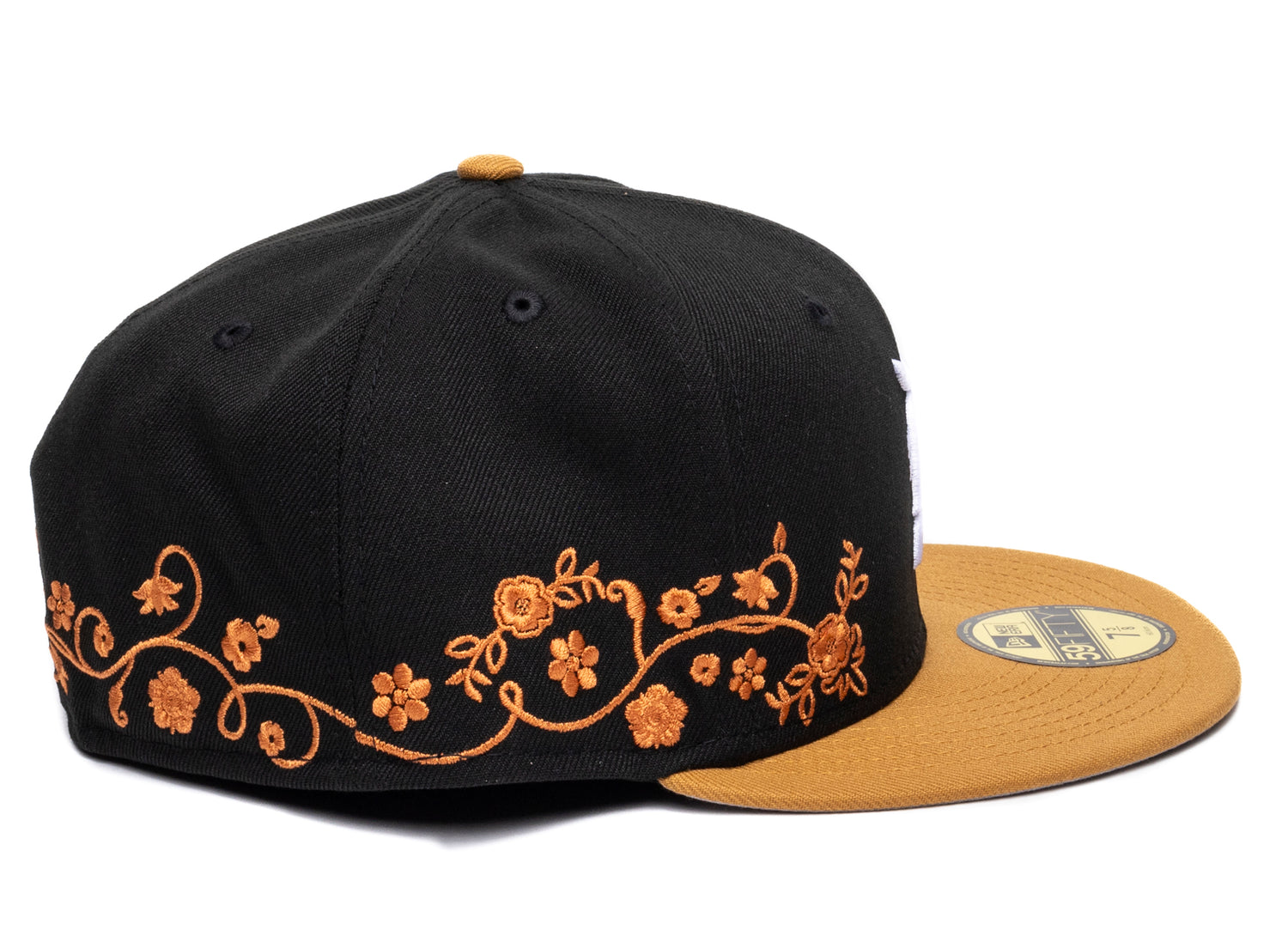 New Era Floral Vine Detroit Tigers Fitted Hat - view 2