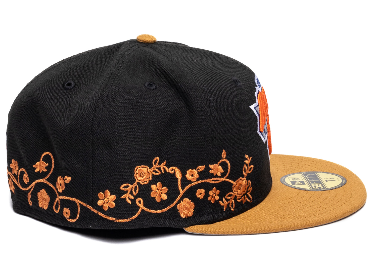 New Era Floral Vine New York Knicks Fitted Hat - view 2