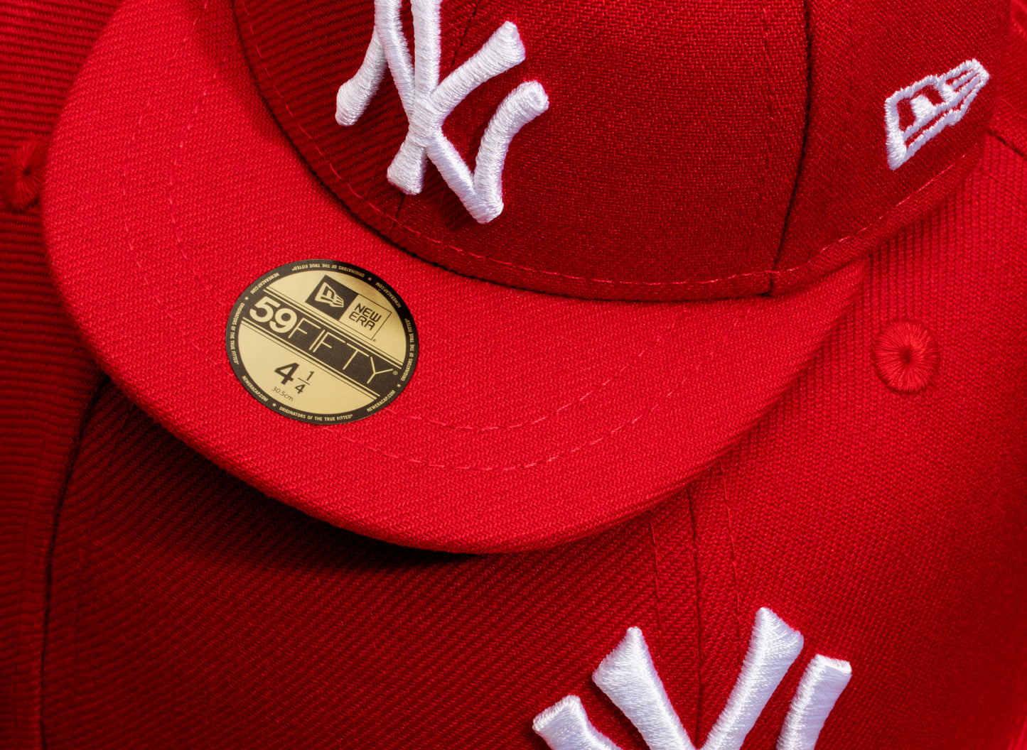 New Era Mini AC New York Yankees GM Scarlet 4 1/4 Fitted Mini Cap — view 2