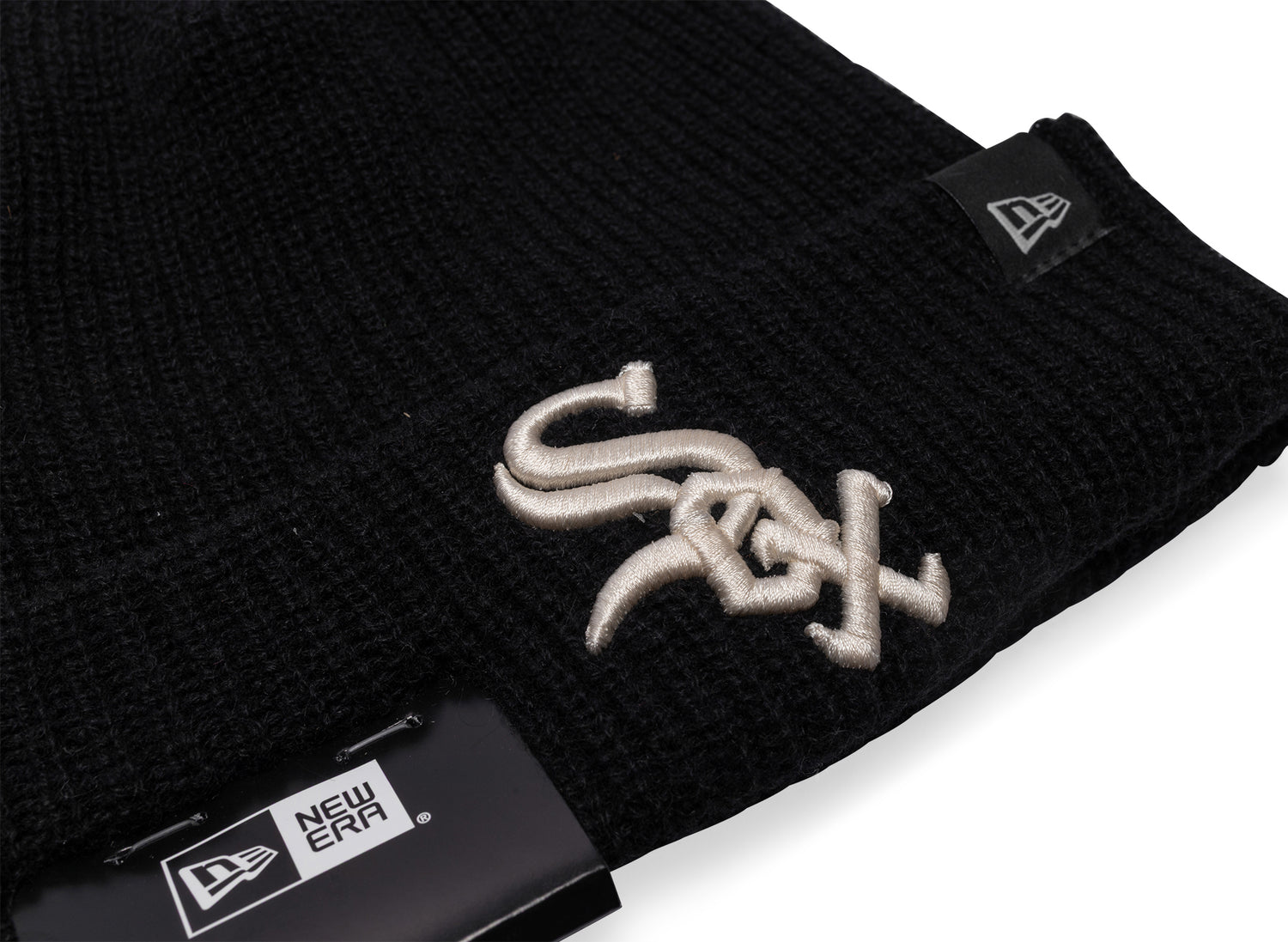New Era MLB Black Cashmere Knit Chicago White Sox Beanie — view 2