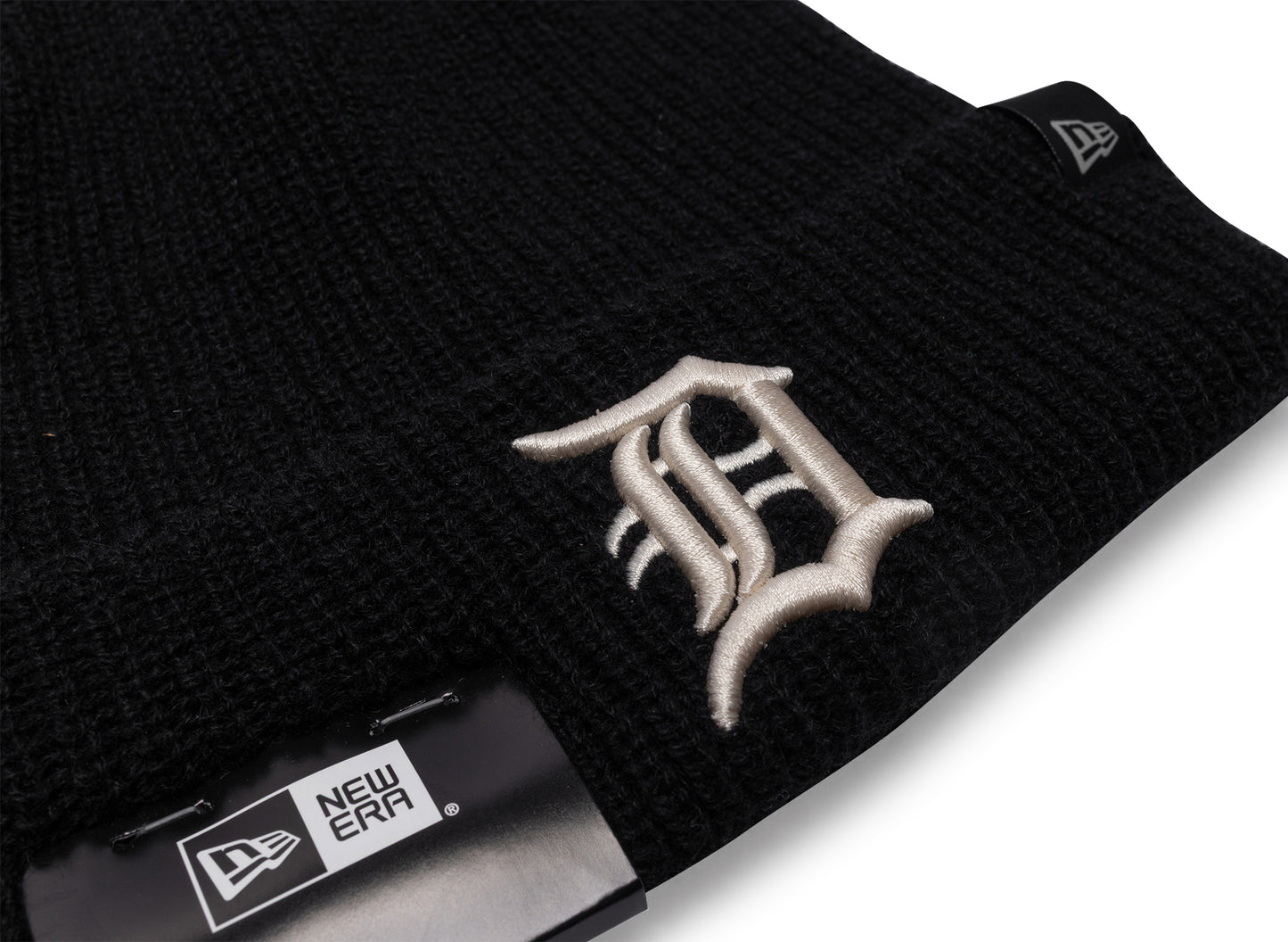 New Era MLB Black Cashmere Knit Detroit Tigers Beanie — view 2