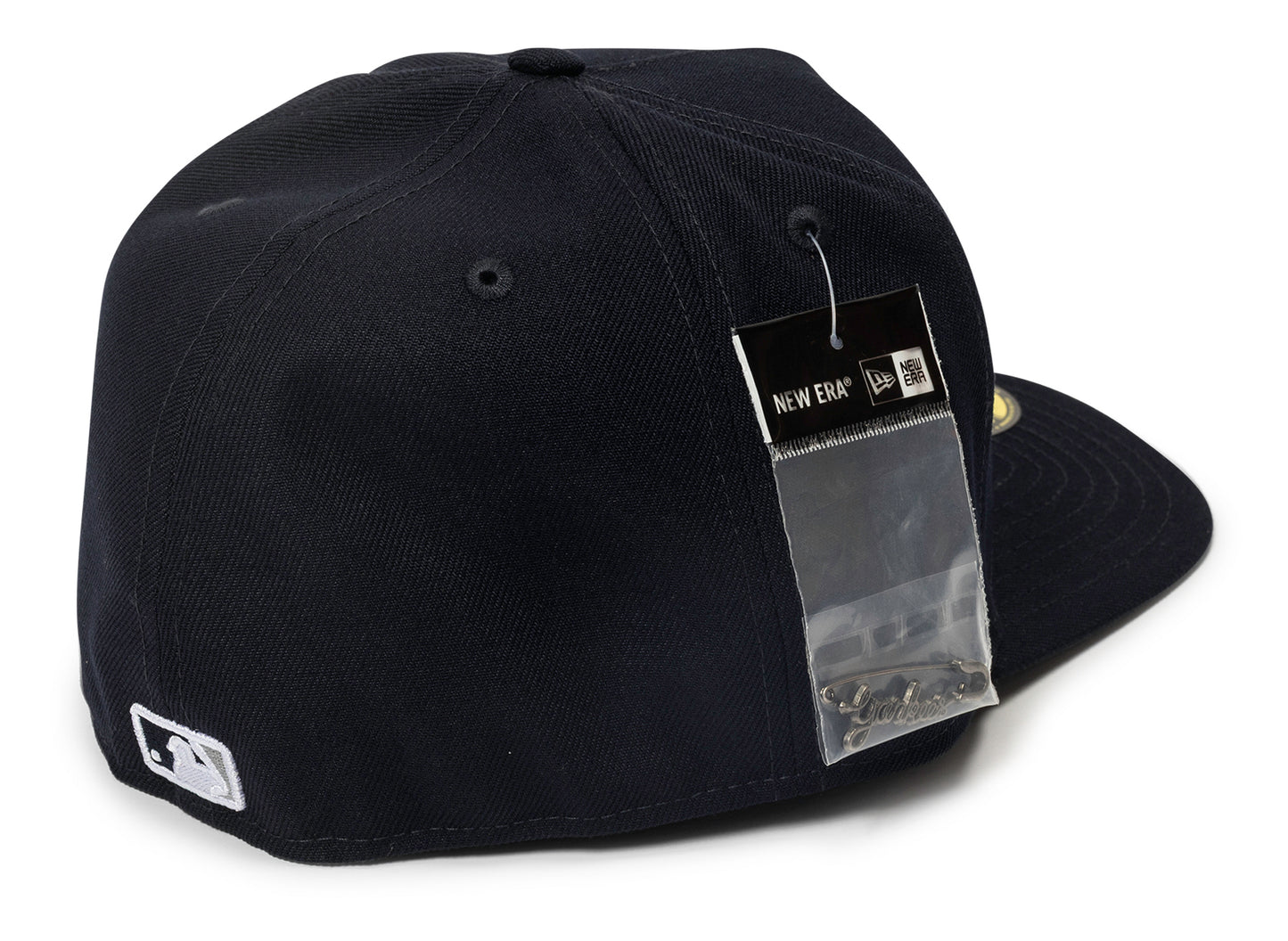 New Era Script Safety Pin New York Yankees Fitted Hat - view 2