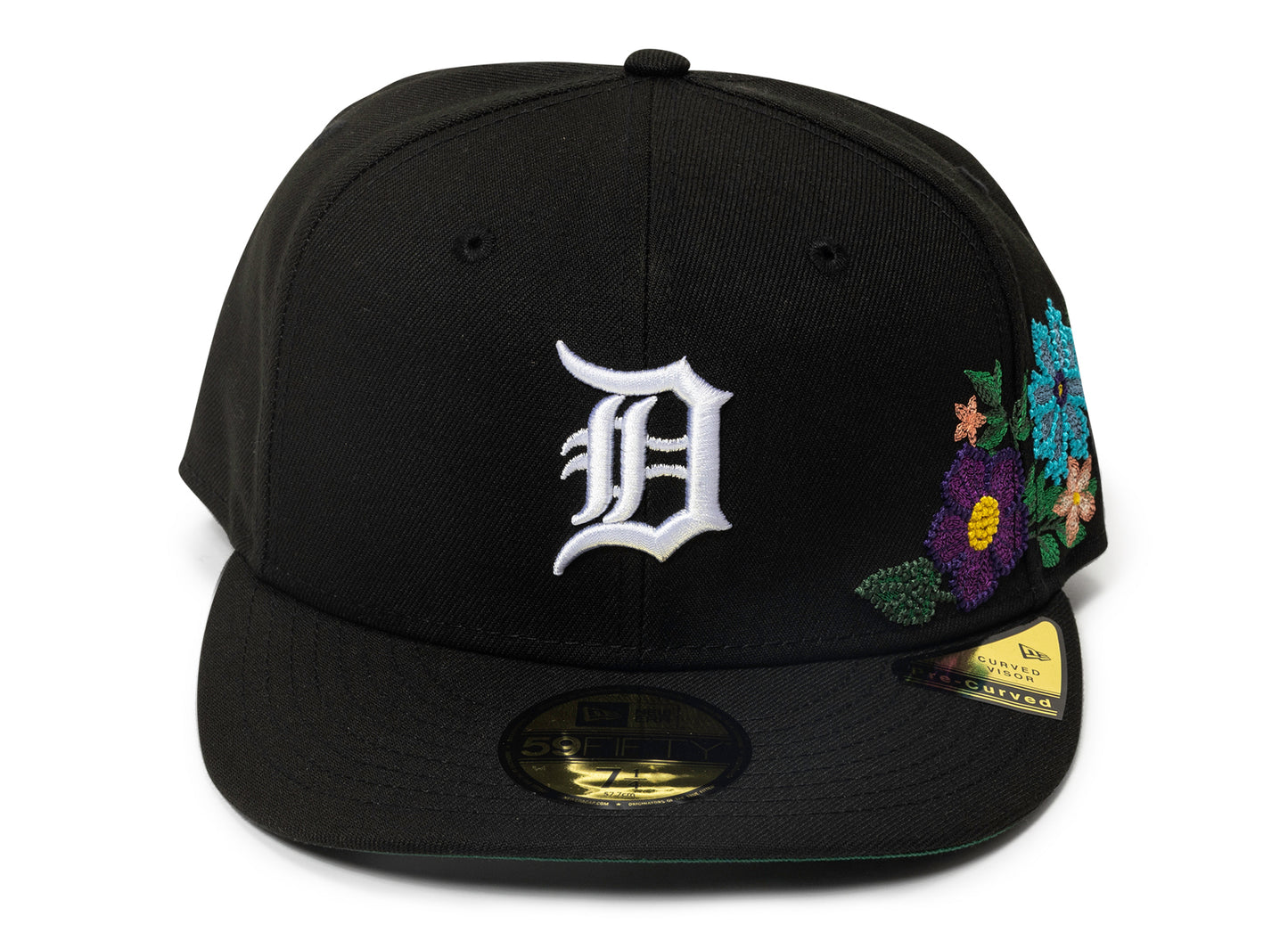 New Era Tonal Florals Detroit Tigers Fitted Hat in Black