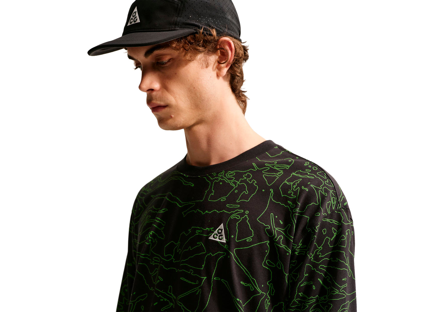 Nike ACG "Cave" Long Sleeve T-Shirt in Black — view 5