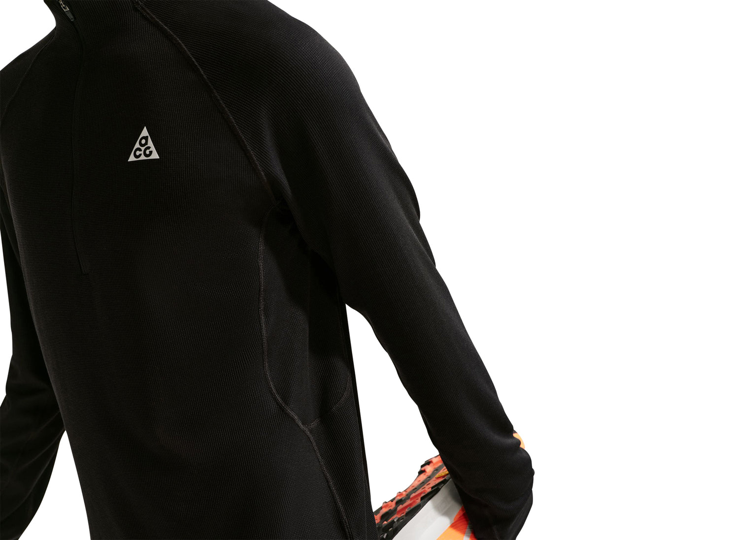 Nike ACG Dri-FIT Mid-Layer 1/4 Zip Trail Running Top in Black — view 5