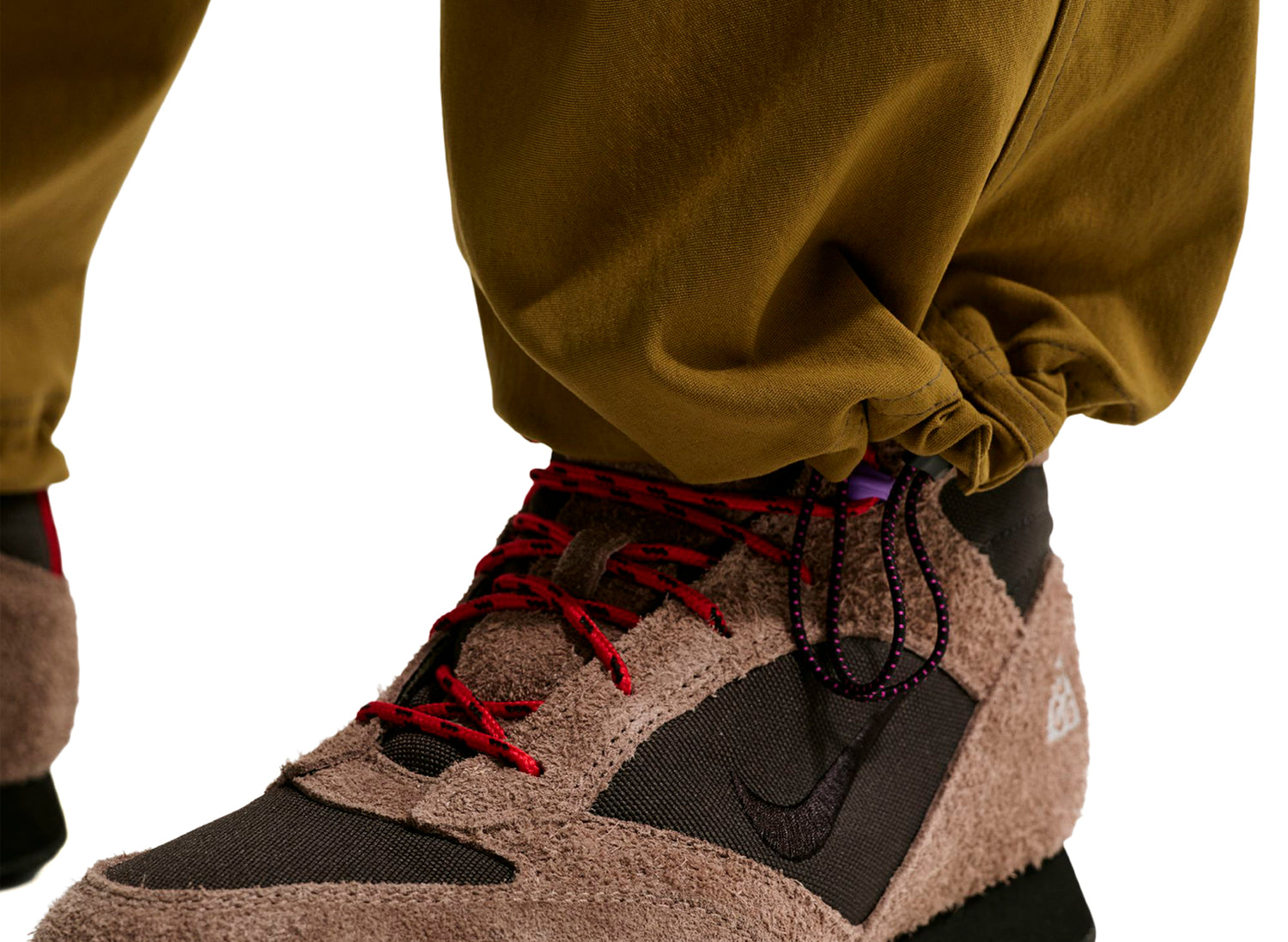 Nike ACG "Smith Summit" Zip Cargo Pants in Olive Flak — view 7