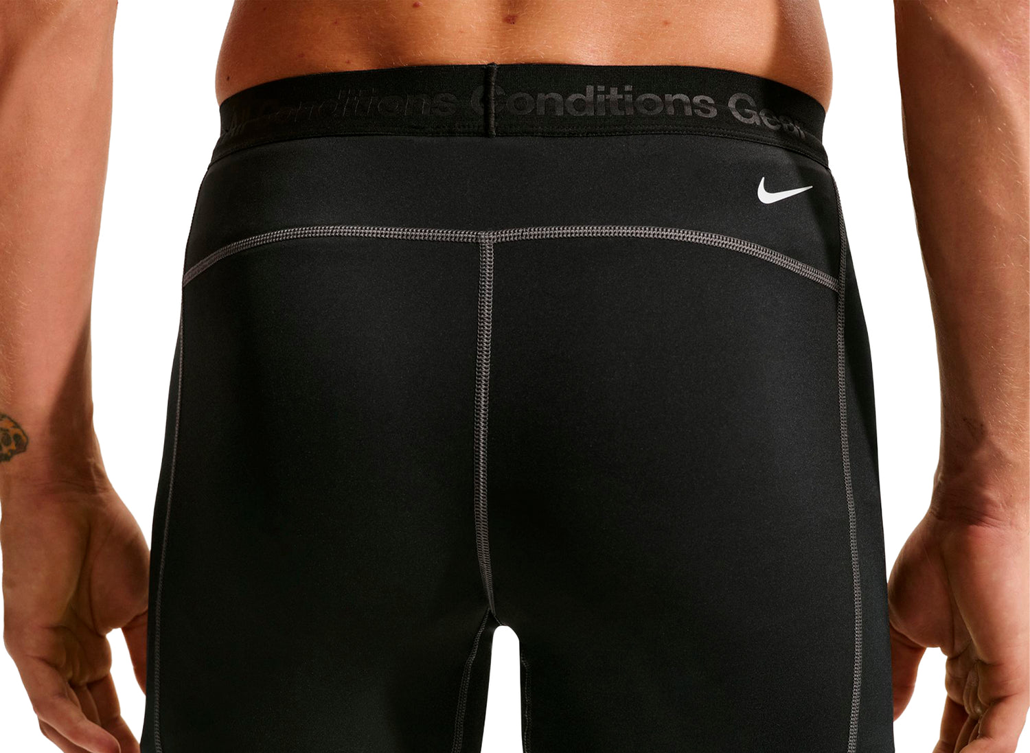 Nike ACG "Wildsee" Dri-FIT Base Layer Tights in Black — view 4