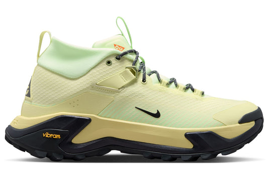 Nike ACG Zegama Hike in Life Lime / Dark Smoke Grey