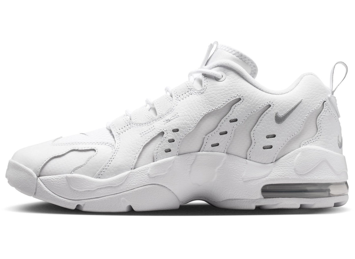 Nike Air DT Max '96 Low in White / Metallic Silver