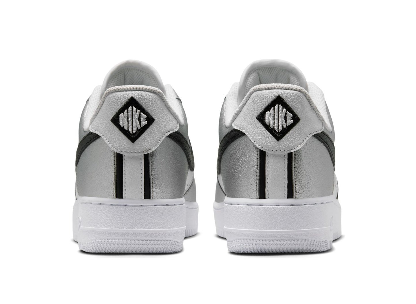 Nike Air Force 1 '07 LV8 in Metallic Silver / Black