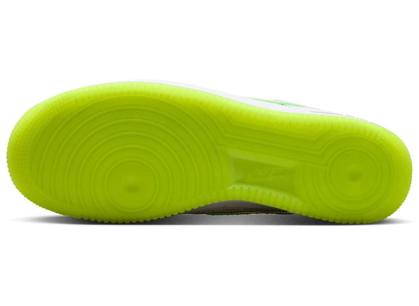 Nike Air Force 1 '07 in Weiß / Volt