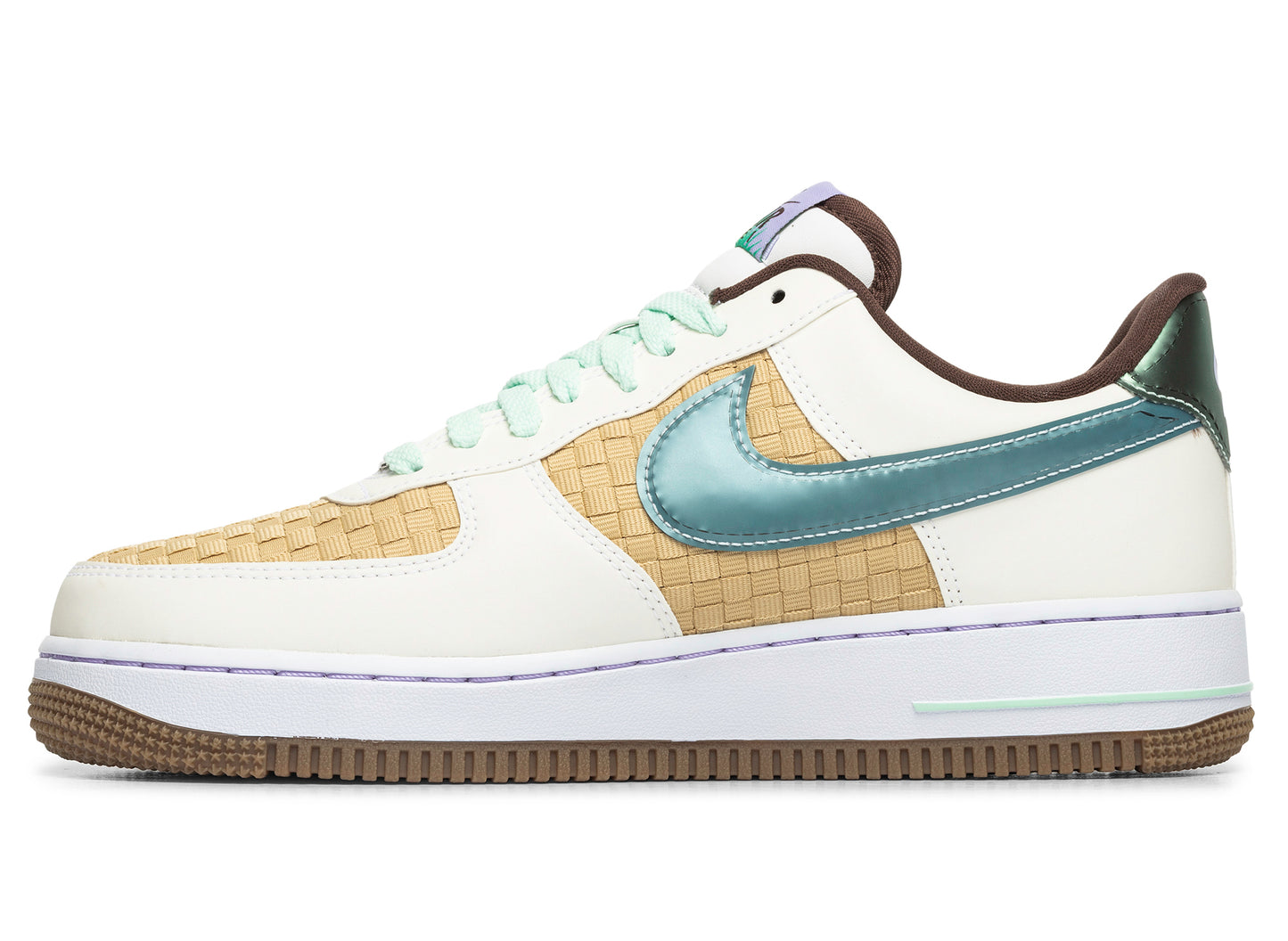 Nike Air Force 1 Retro QS - view 3
