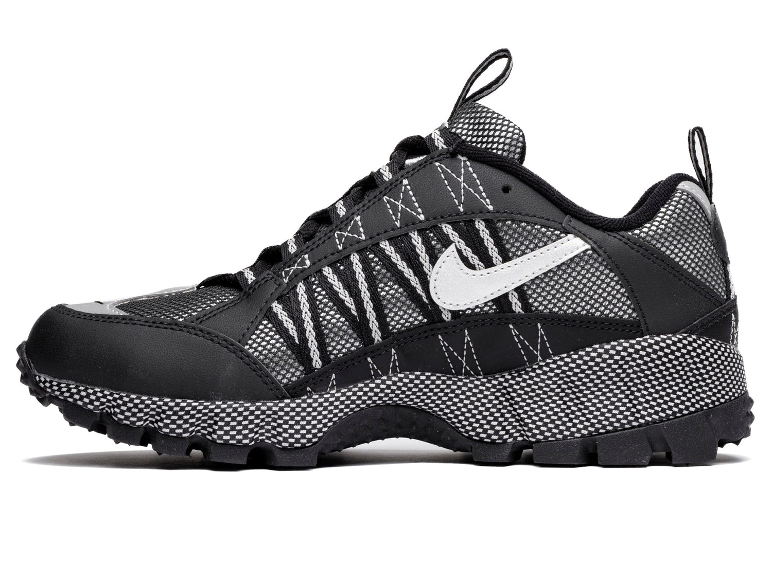 Nike Air Humara QS - view 3