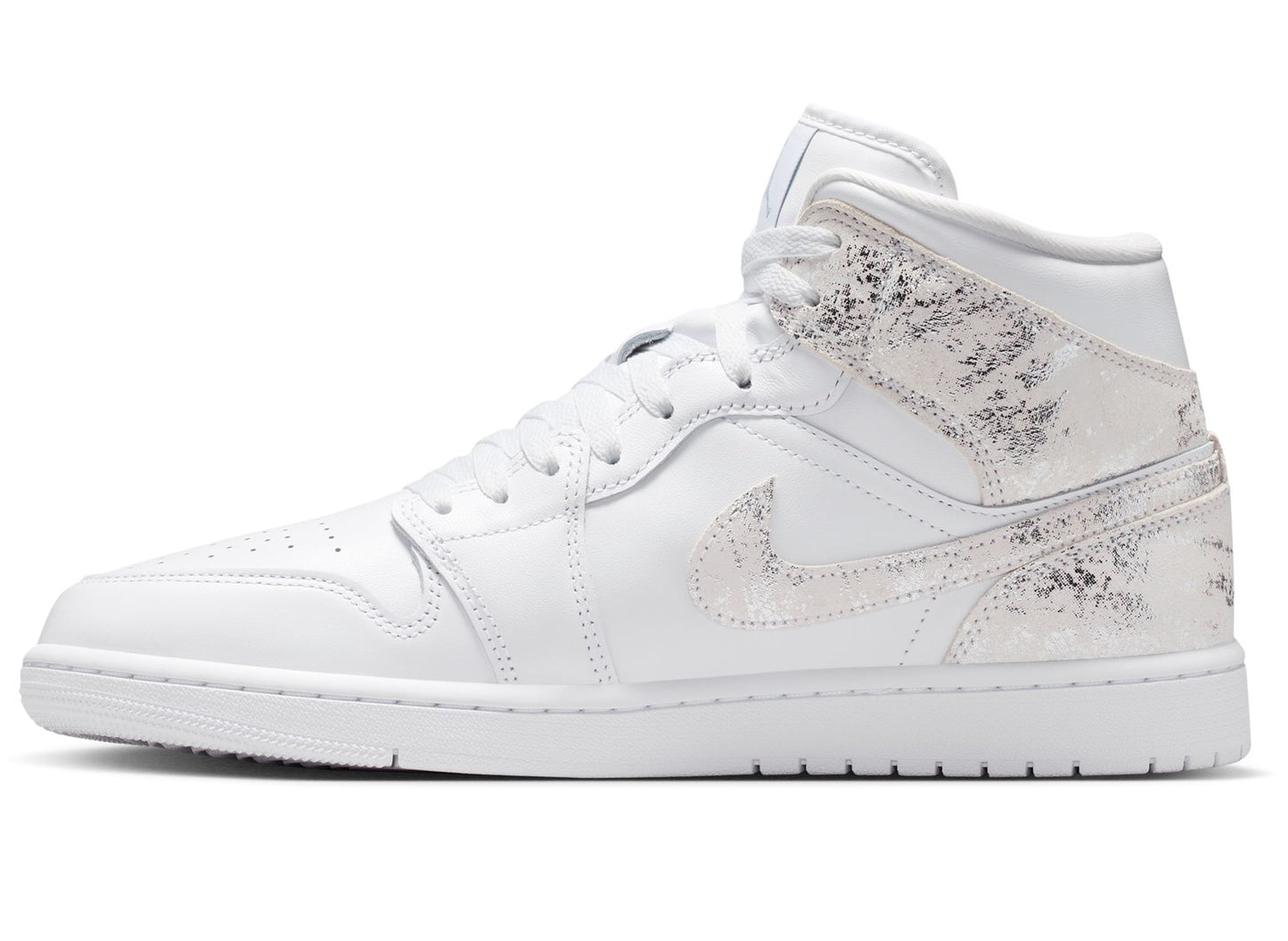 Air Jordan 1 Mid SE in White / Field Silver