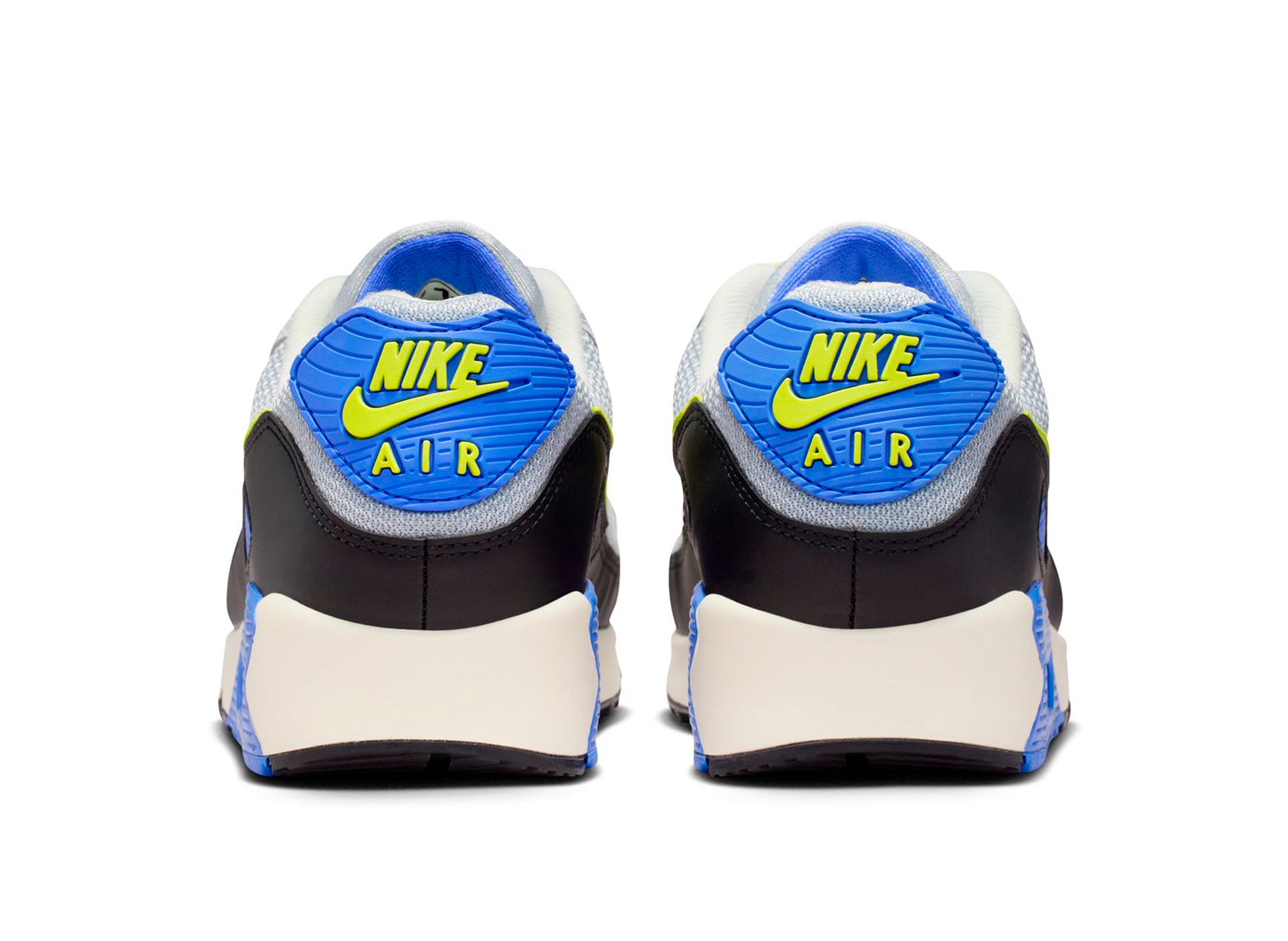 Nike Air Max III — view 2