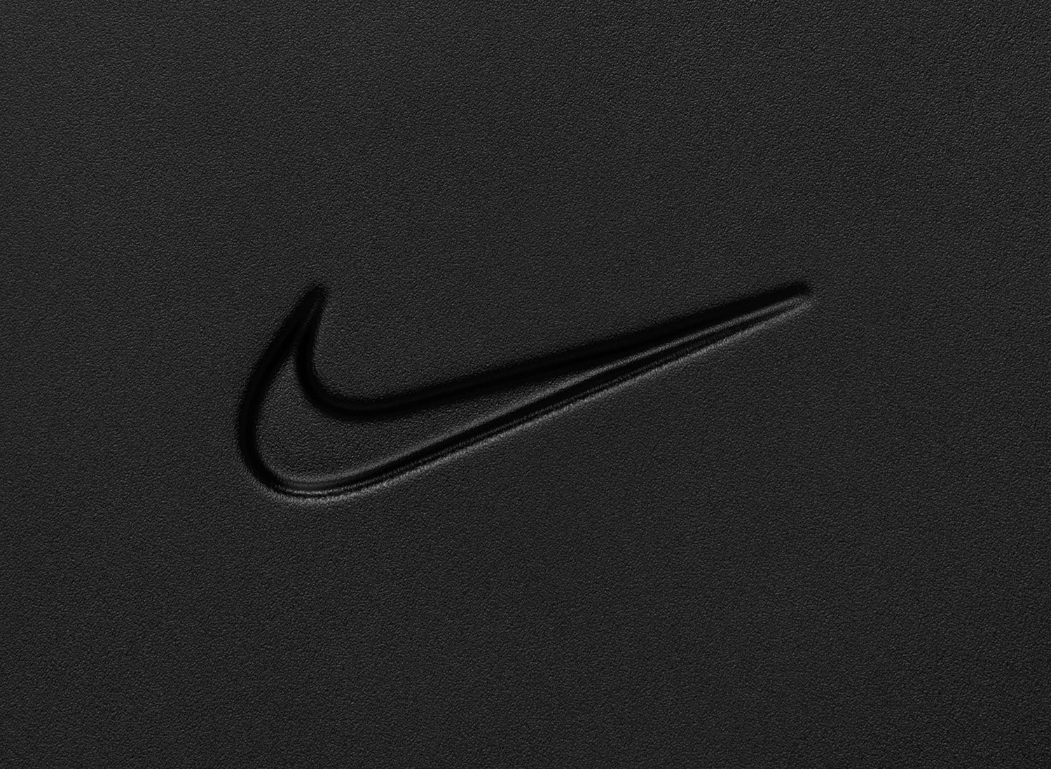 Nike Carry-On Luggage 22" Hardshell in Black — view 11