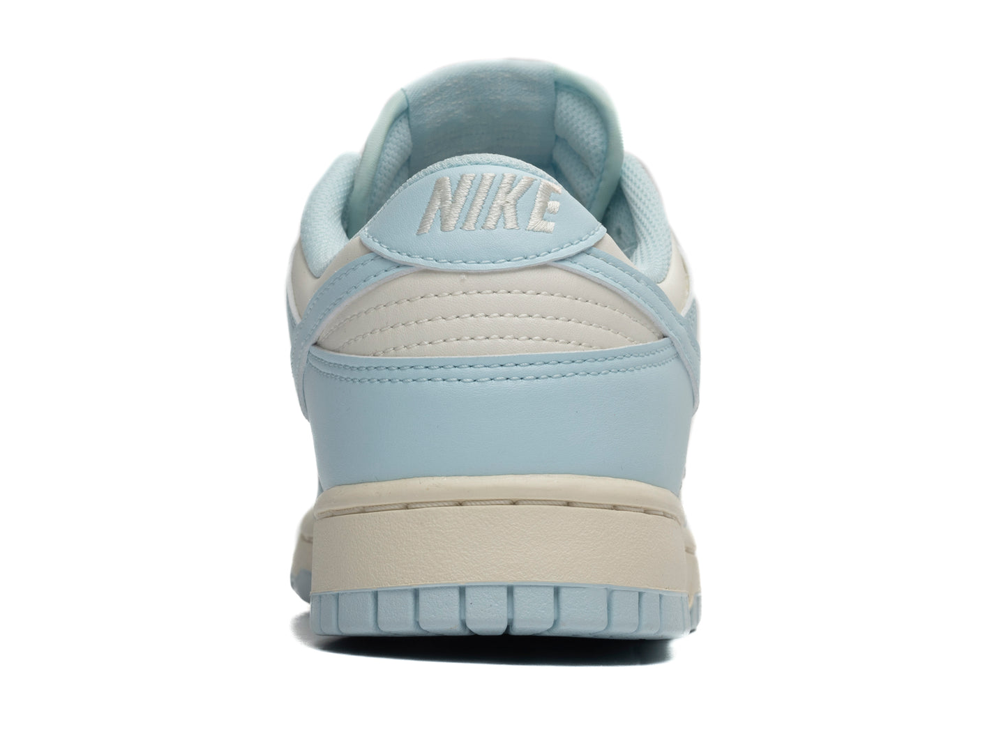 Nike Dunk Low Retro - view 2