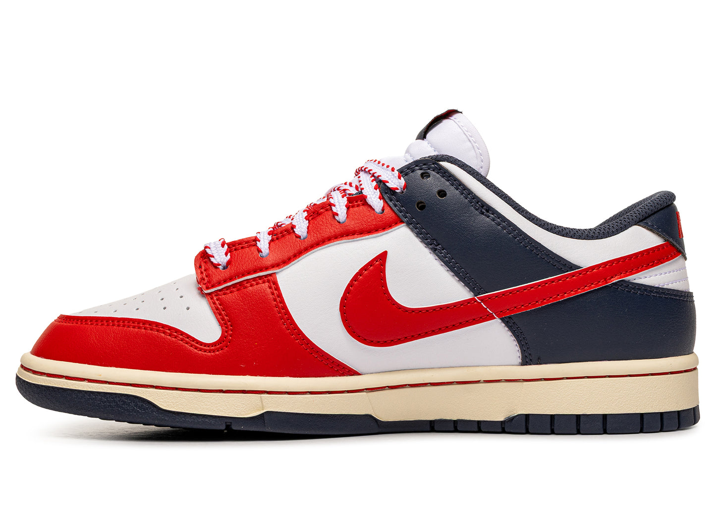 Nike Dunk Low Retro - view 3
