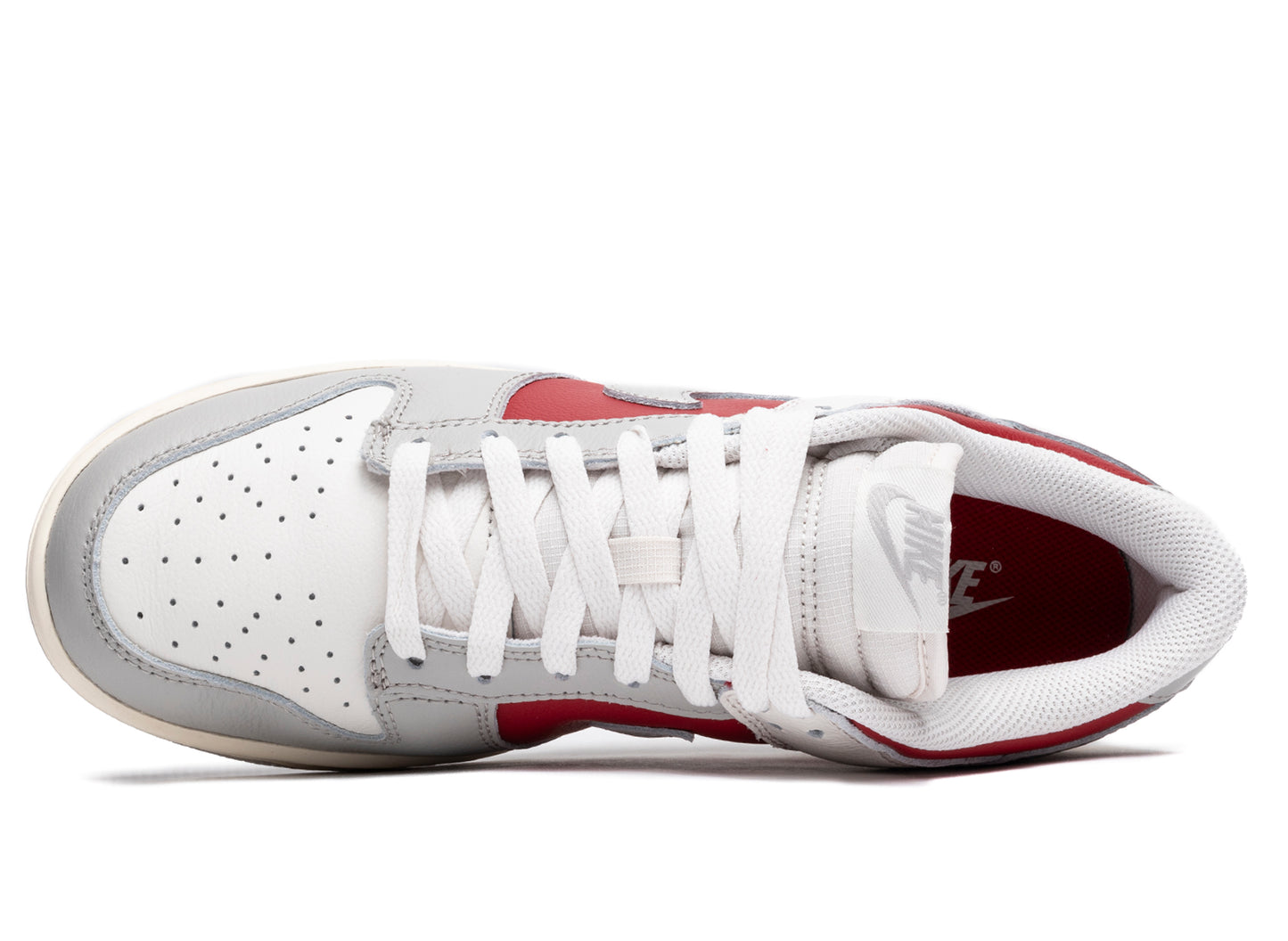 Nike Dunk Low Retro - view 4
