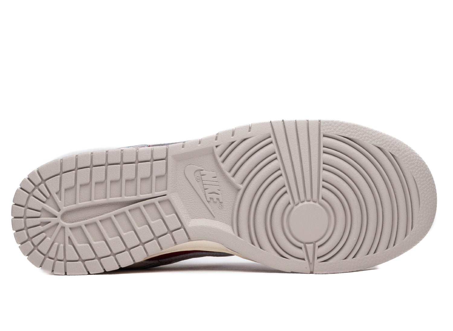 Nike Dunk Low Retro - view 5