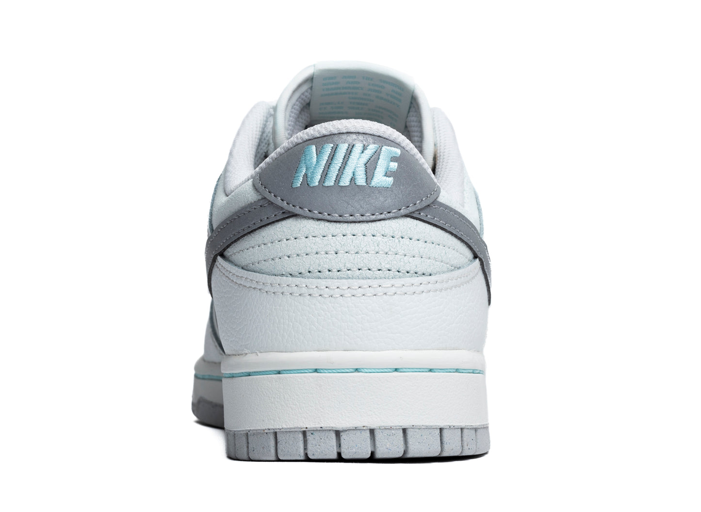 Nike Dunk Low Retro SE - view 2