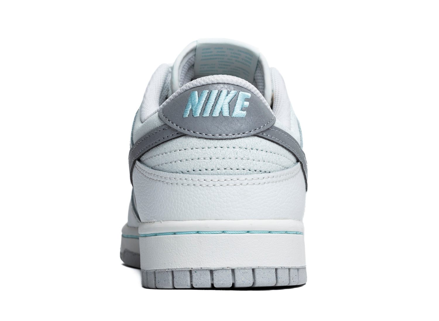 Nike Dunk Low Retro SE - view 2