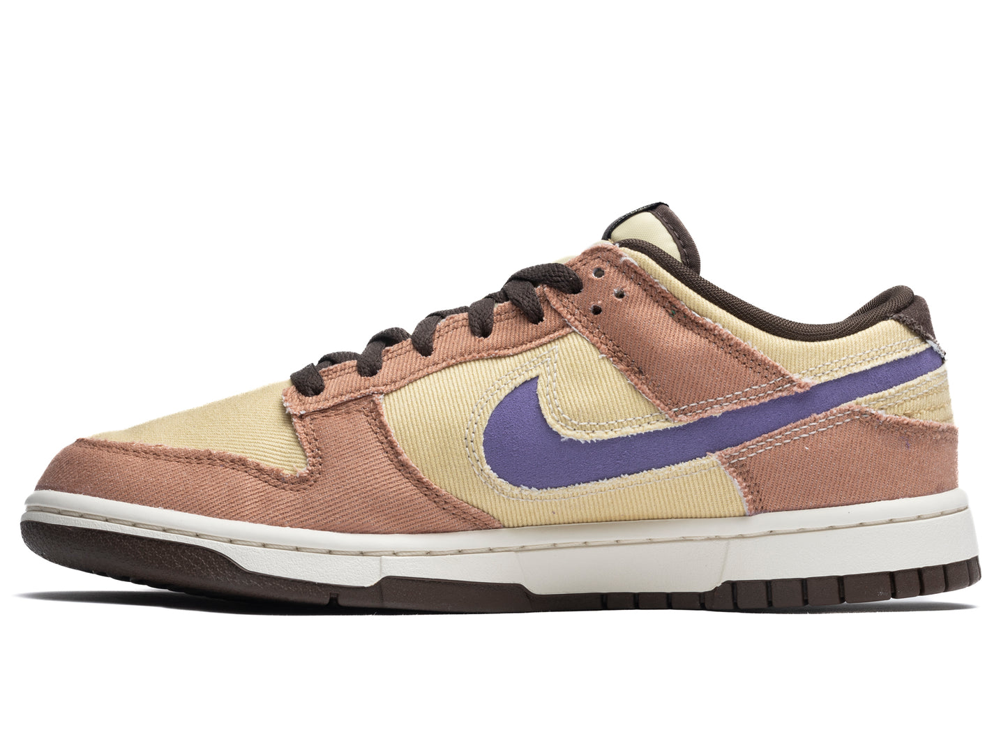 Nike Dunk Low Retro SE - view 3
