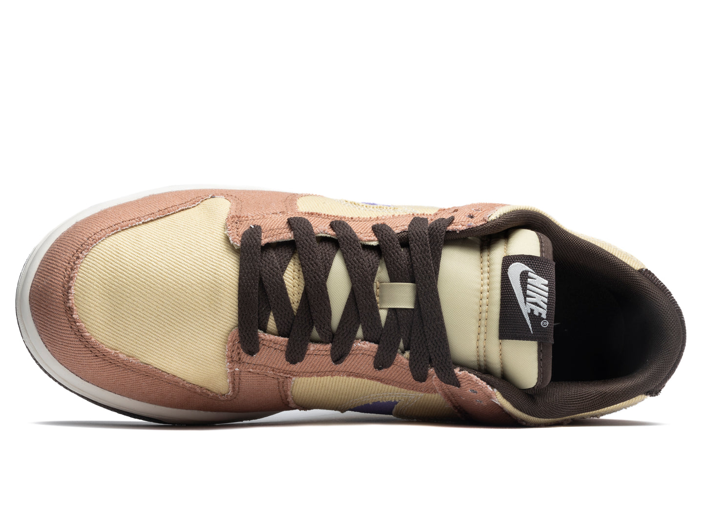 Nike Dunk Low Retro SE - view 4