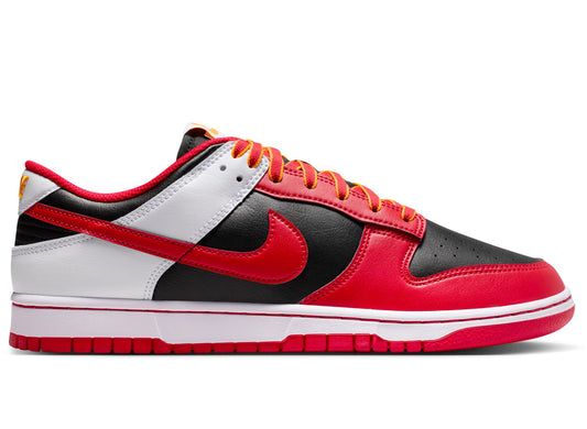 Nike Dunk Low Retro in Black / University Red