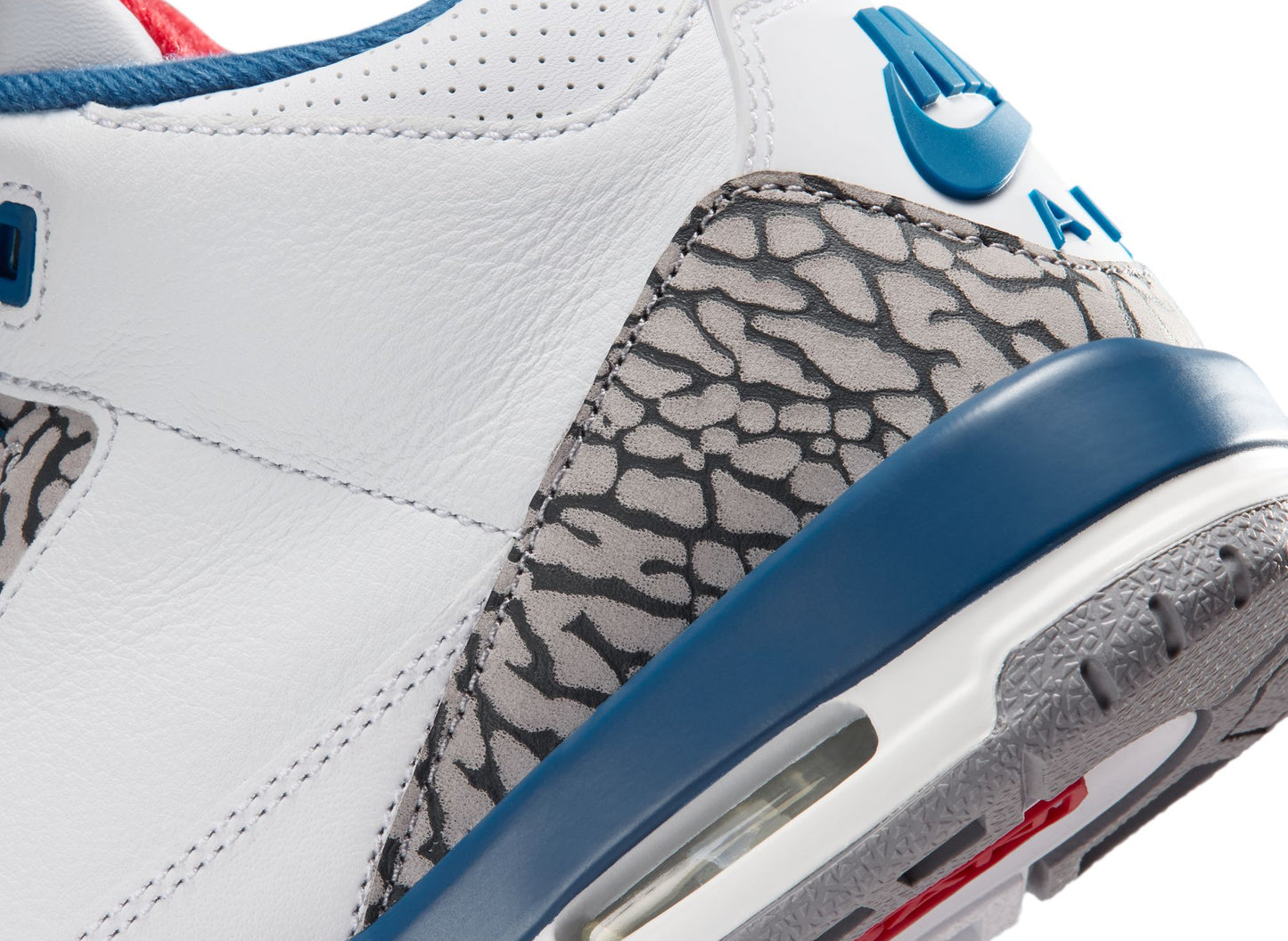 GS Air Jordan 3 Retro "True Blue" — view 7