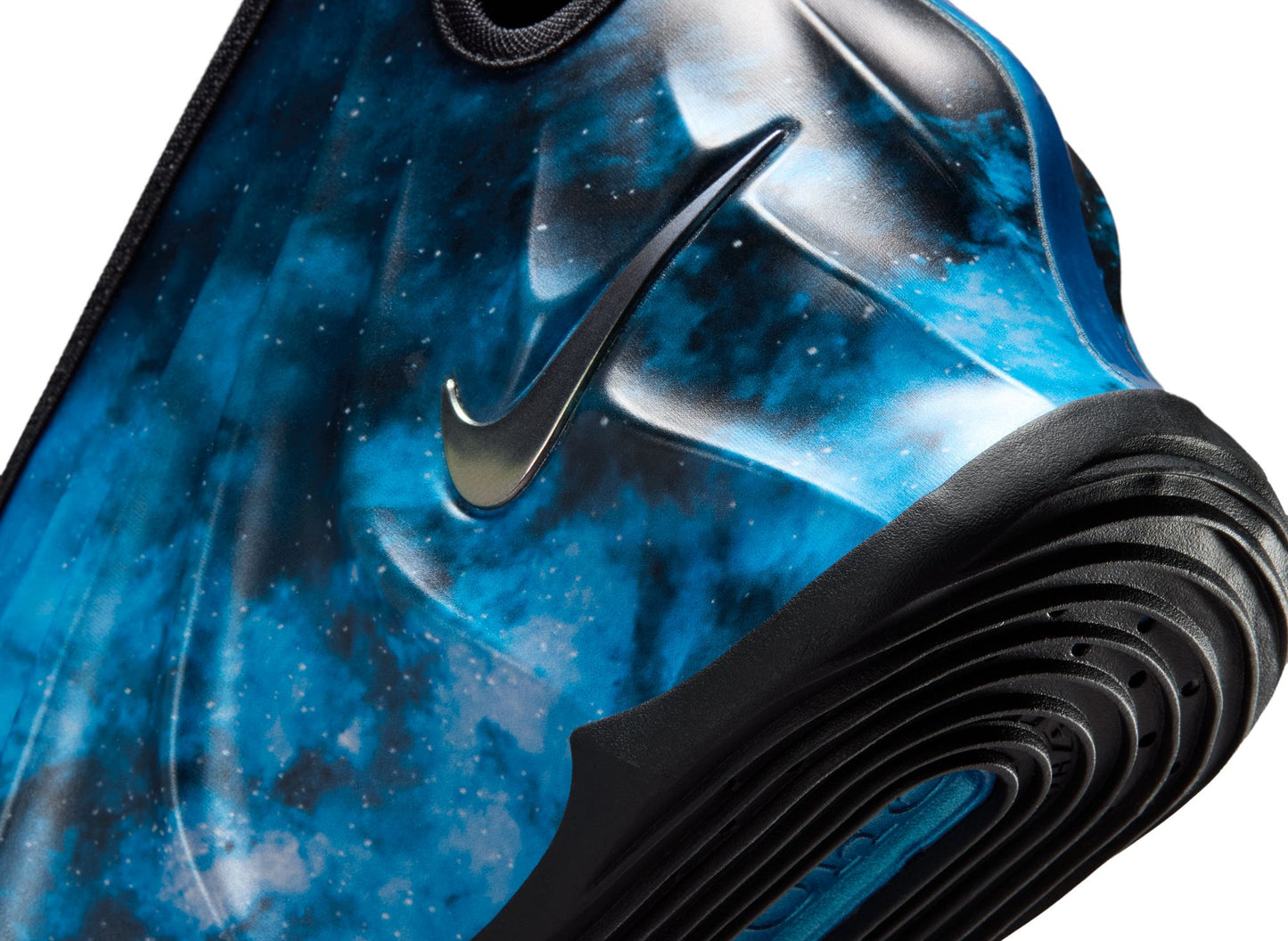 Nike G.T. Future Premium in Aurora Blue