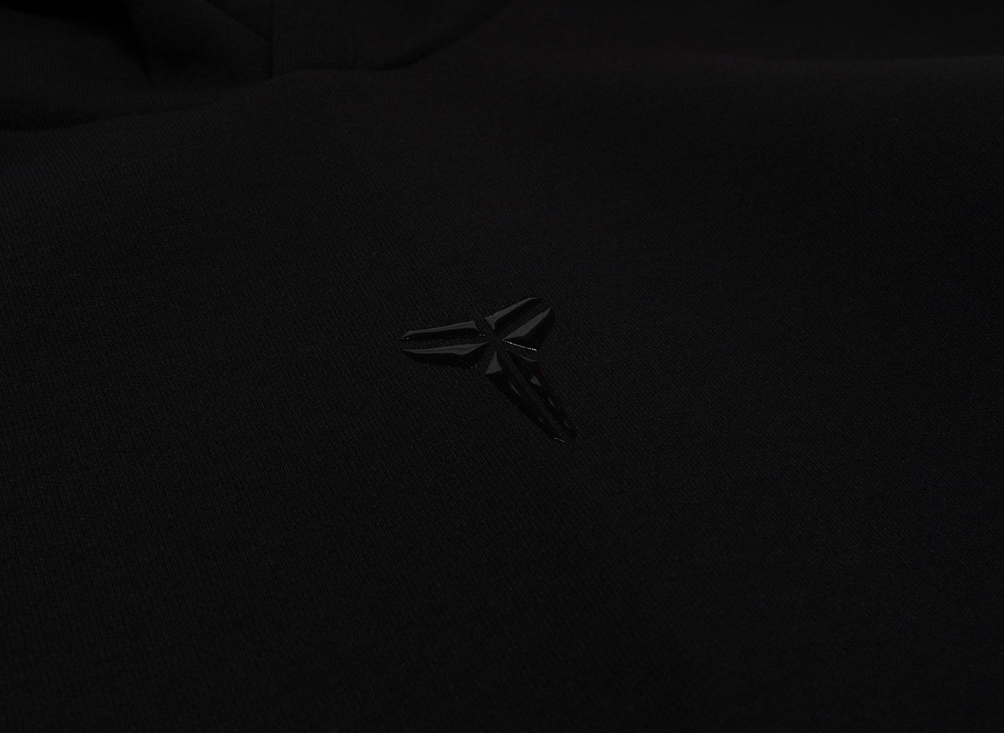 Nike Kobe Dri-FIT Pullover Basketball Hoodie in Black — view 2