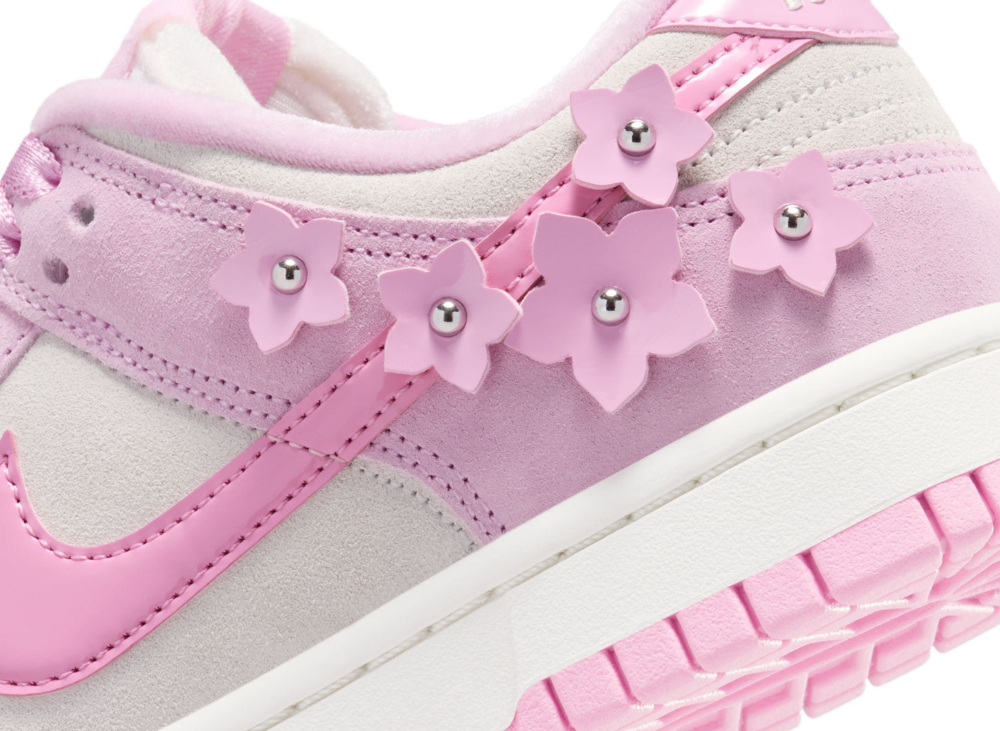 Women's Nike Dunk Low SE "Femme Florette" in Pink Rise / Sail