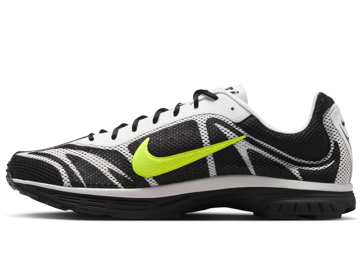 Nike Zoom Streak 3 in Schwarz / Volt