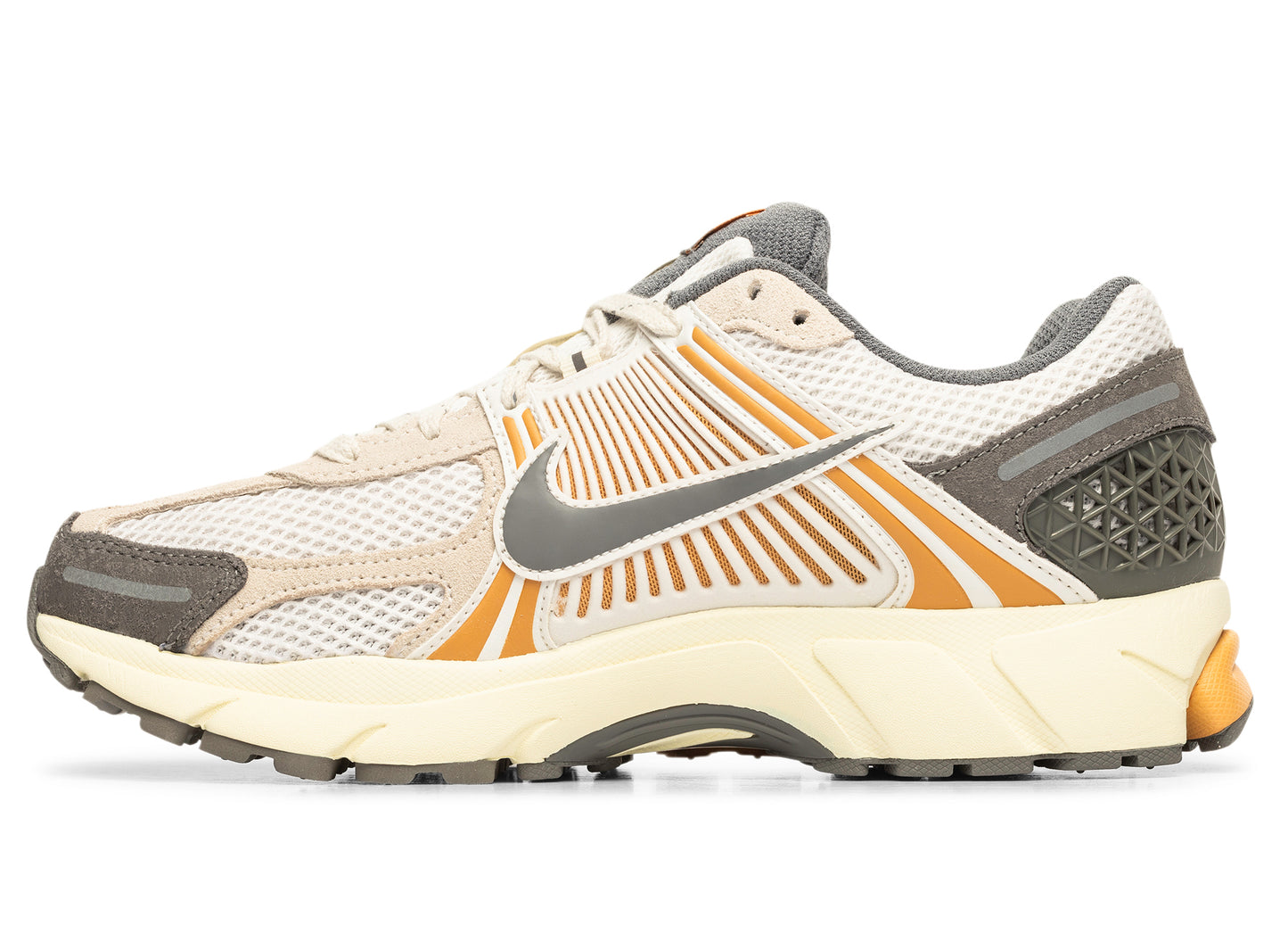 Nike Zoom Vomero 5 - view 3