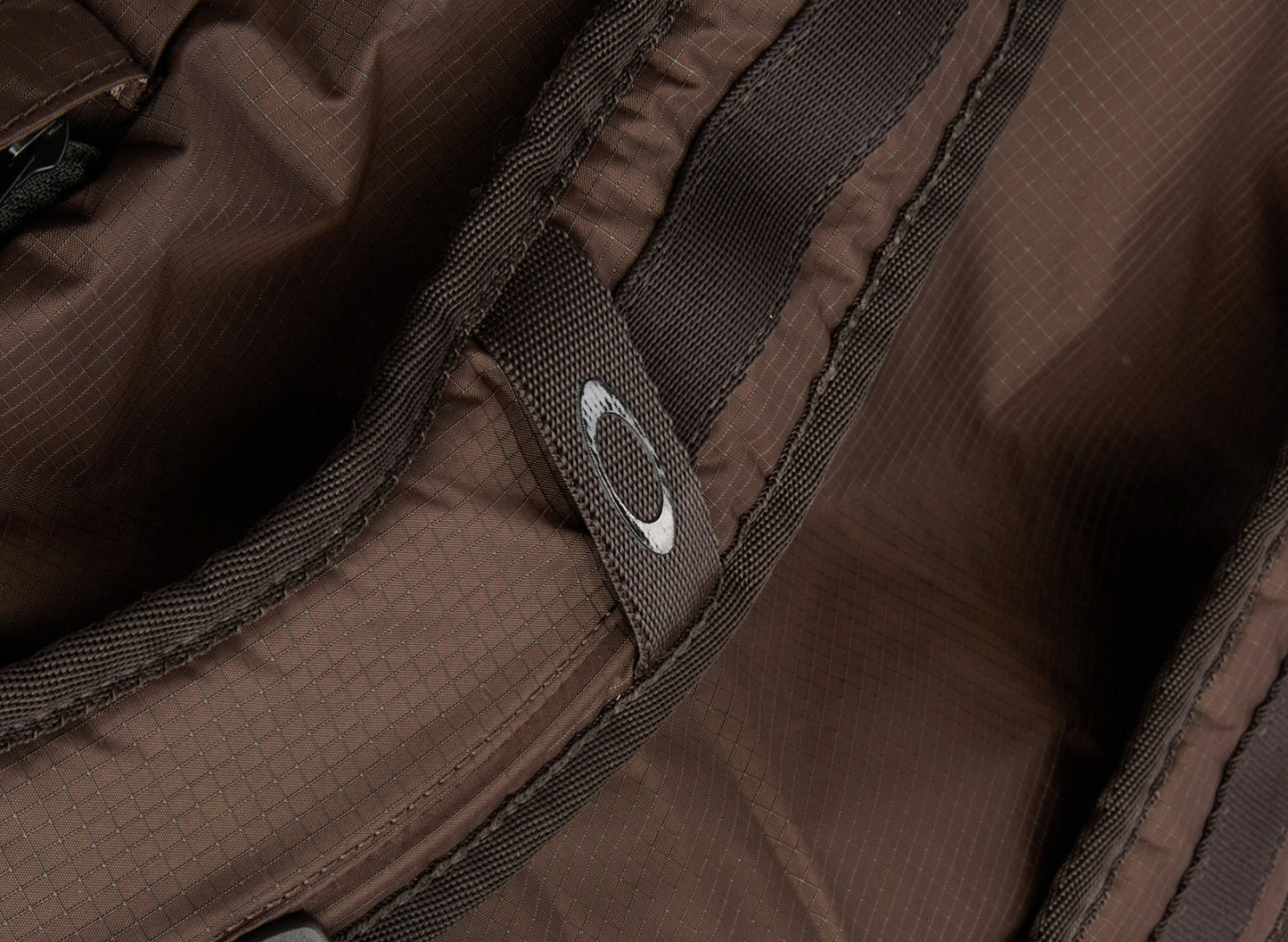 Oakley x Jaylen Brown Reserve Utility Bag in Terrain — view 3