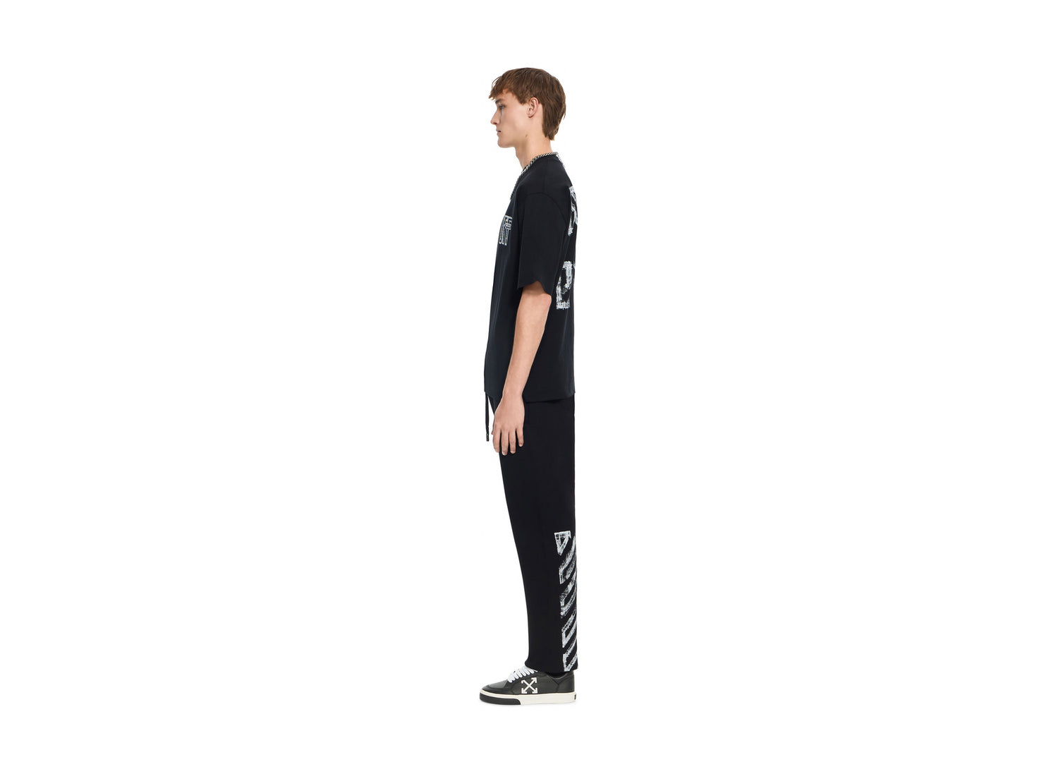 OFF-WHITE Motion Arrow Skate Short Sleeve T-Shirt in Black — view 3