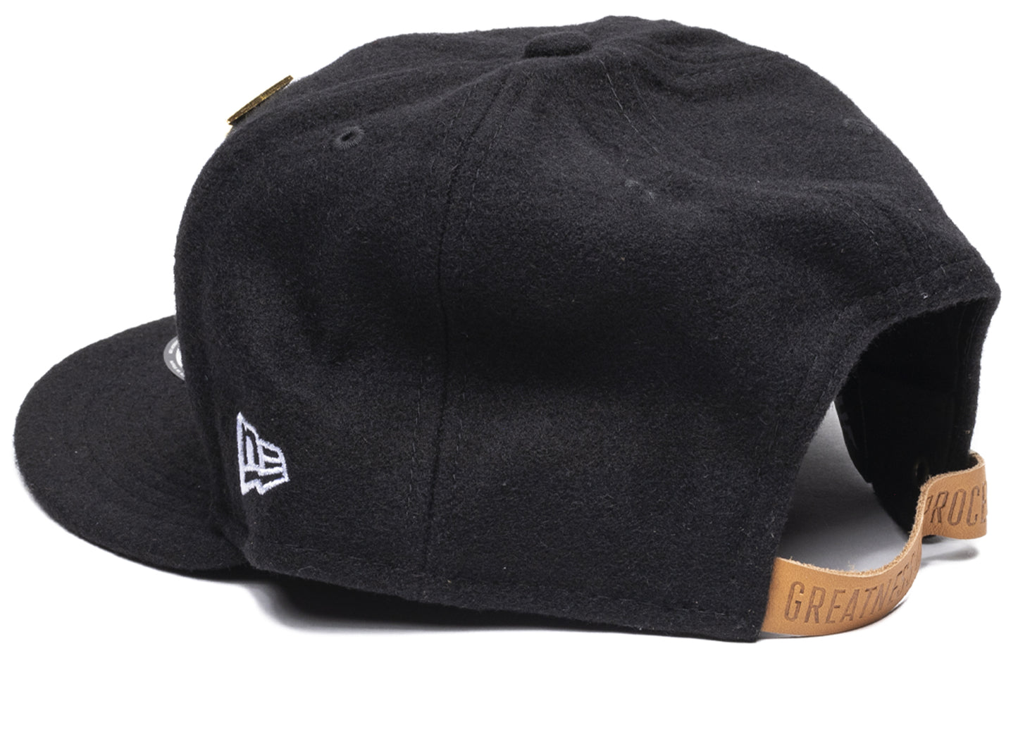 Paper Planes Crown 9Fifty Leather Strapback Hat - view 2