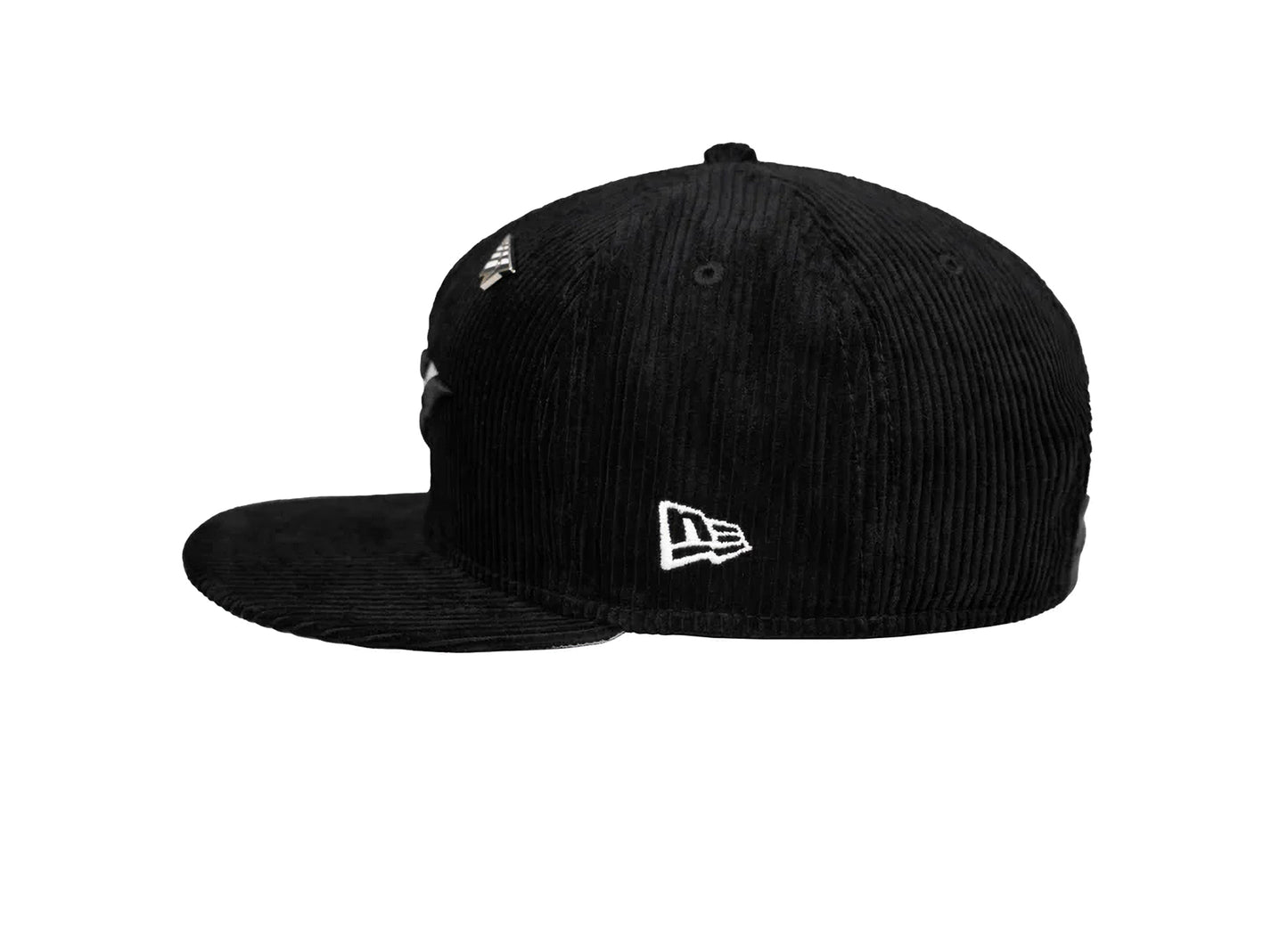 Paper Planes The Original Corduroy 9Fifty Snapback Crown Hat in Black — view 2