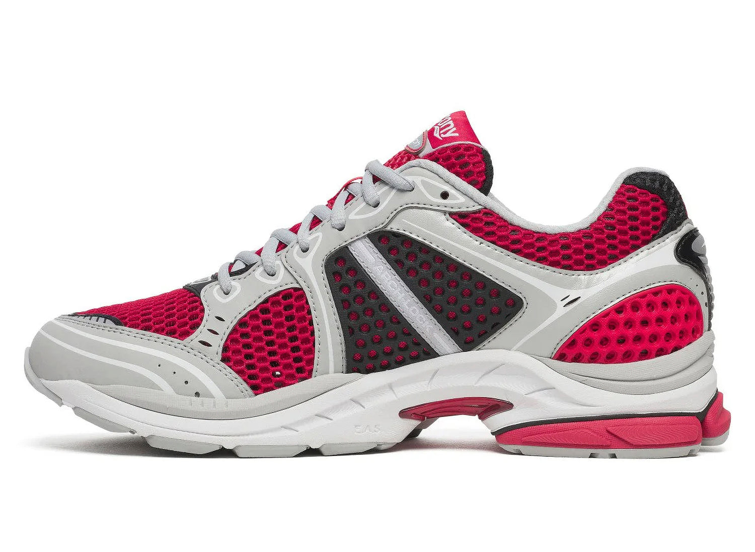 Saucony Progrid Triumph 4 in Red / Grey — view 3