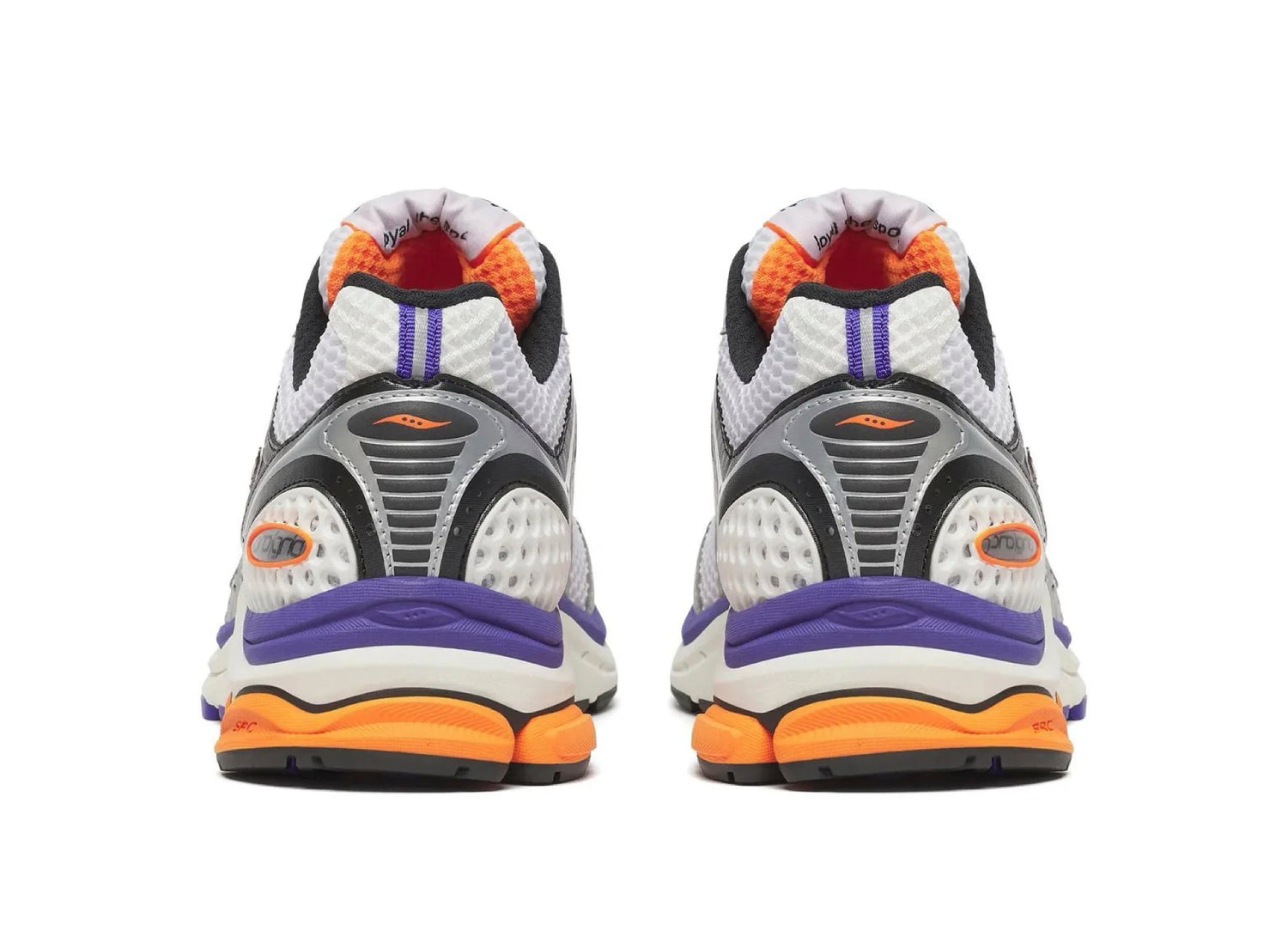 Saucony Progrid Triumph 4 in White — view 2