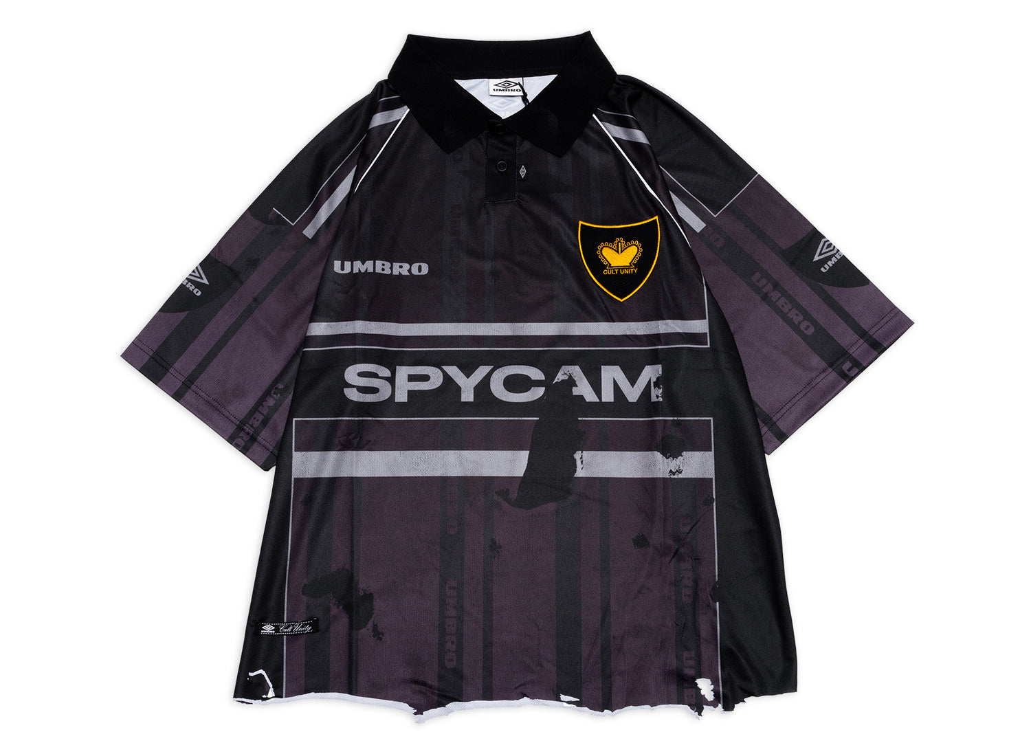 Umbro Distressed Spycam Polo in Purple / Black