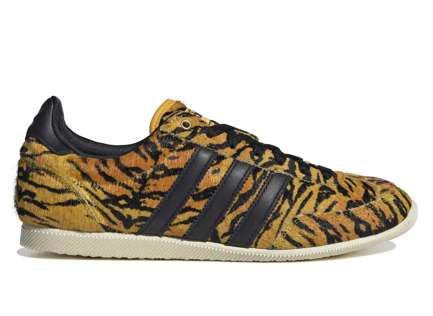 Women's Adidas Japan in Yellow / Core Black