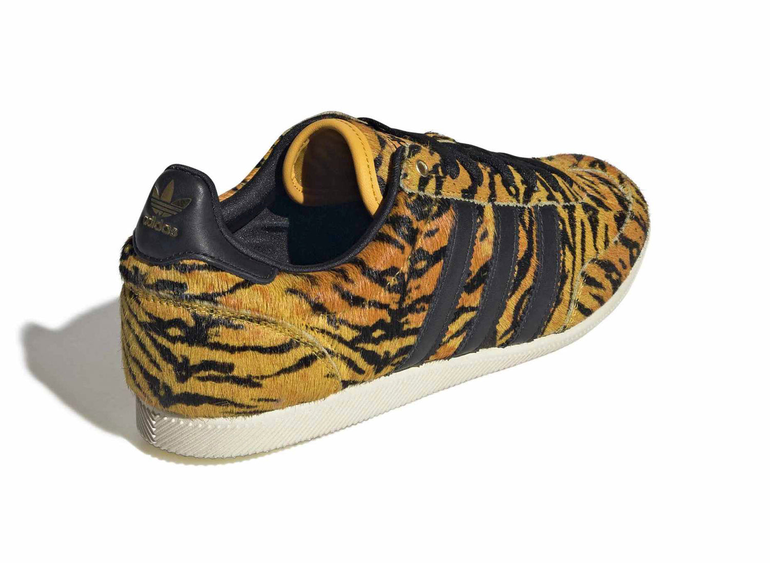 Women's Adidas Japan in Yellow / Core Black — view 2