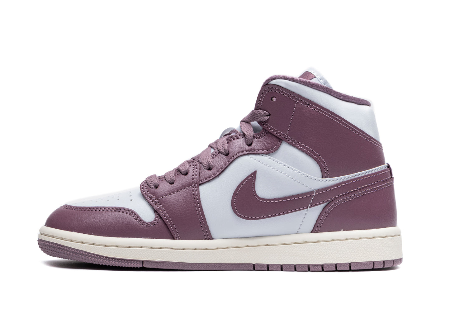 Women's Air Jordan 1 Mid - view 4