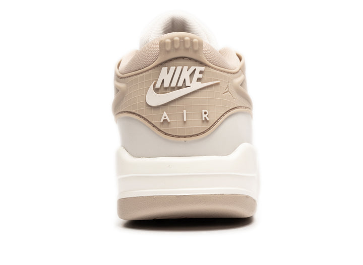 Women's Air Jordan 4 RM - view 2