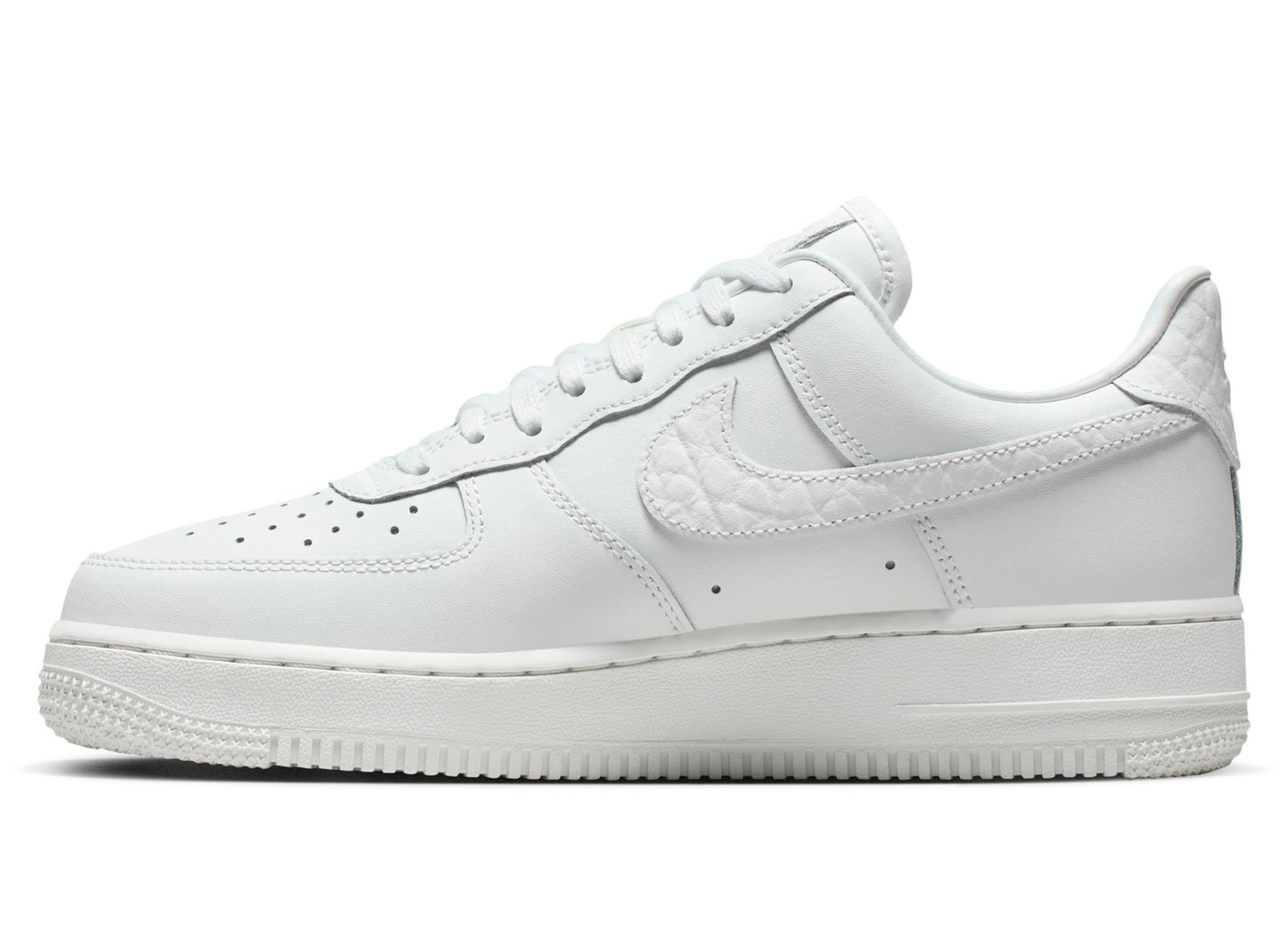 Women's Nike Air Force 1 '07 Low in Summit White — view 3