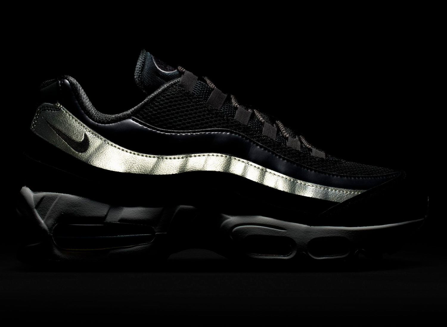Women's Nike Air Max 95 Big Bubble SE in Dark Grey — view 6